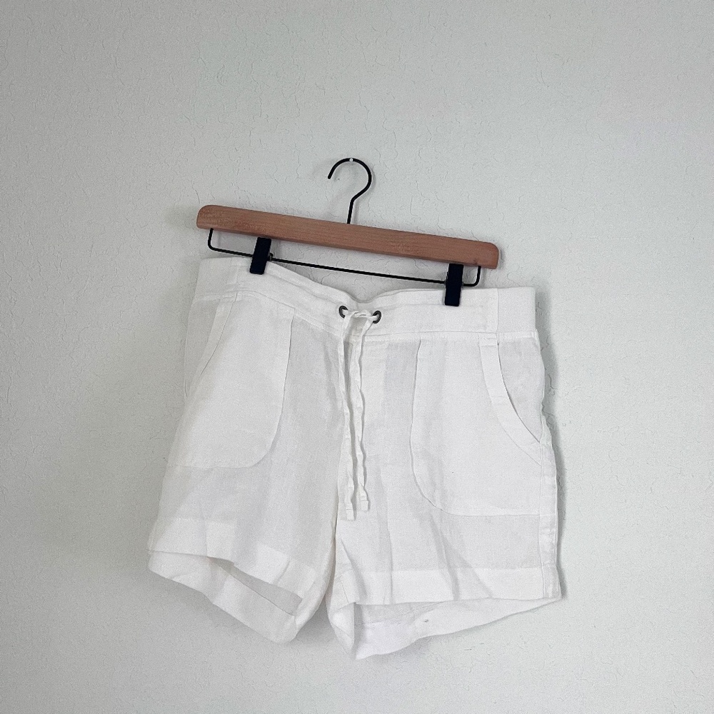 Athleta White 100% Linen Shorts Size 8